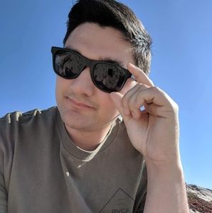 Meet your Posher, Justin